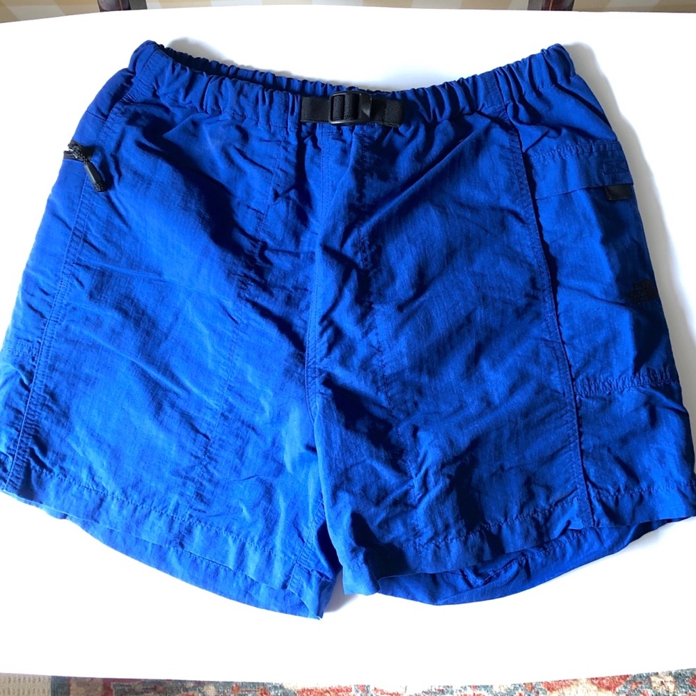Men’s Medium North Face Shorts